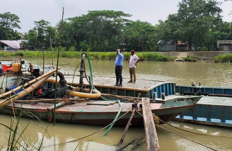 কালকিনিতে অবৈধ বালু উত্তোলনের দায়ে কারাদণ্ড