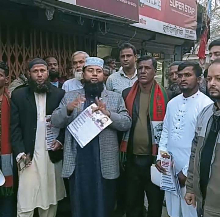 মানিকগঞ্জ-১ বাঁচাতে ট্রাক প্রতীকে মাঠে নামলেন ইলিয়াছ হোসাইন