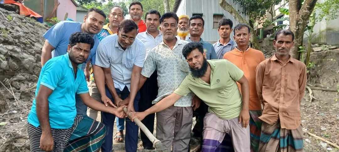 জিয়নপুরের রাস্তা তৈরি কাজের শুভ উদ্বোধন