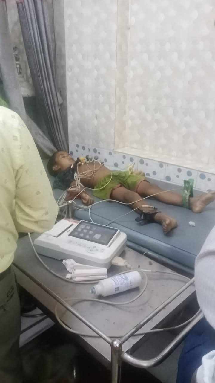 বালিয়াডাঙ্গীতে শিশুর গলায় লিচুর বিচি আটকে ৩ বছর বয়সী শিশুর মৃত্যু