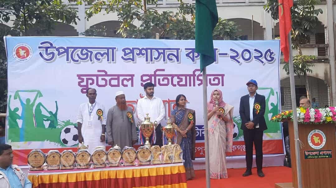 দৌলতপুর উপজেলা প্রশাসন কাপ ২০২৫ এর ফাইনাল খেলায় চকমিরপুর ইউনিয়ন ৩-০ গোলে জয়লাভ।