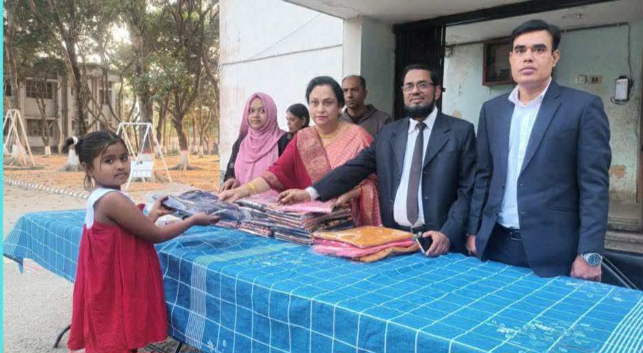 মানিকগঞ্জে এতিম শিশুদের জন্য মাগুরা গ্রুপের উপহার