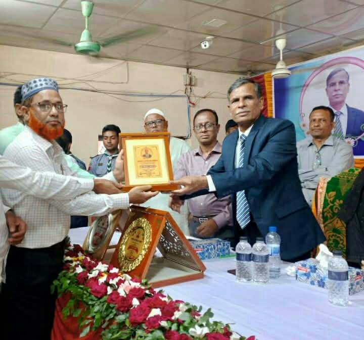 সিরাজগঞ্জ সরকারি ইসলামিয়া কলেজের অধ্যক্ষের অবসর জনিত বিদায় সংবর্ধনা