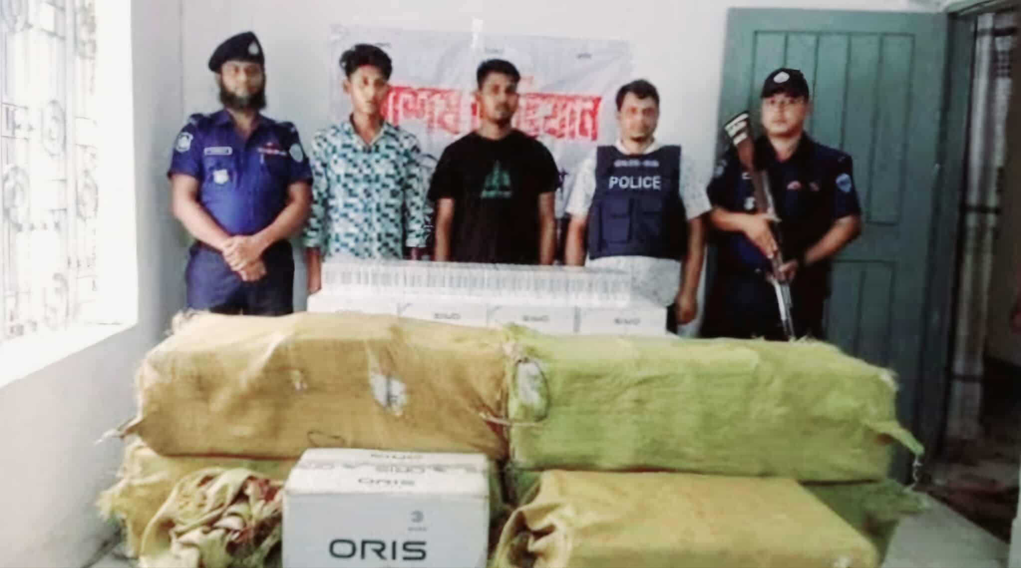 খাগড়াছড়িতে ১৬ লক্ষ টাকার বিদেশি সিগারেট জব্দ, আটক দুই।
